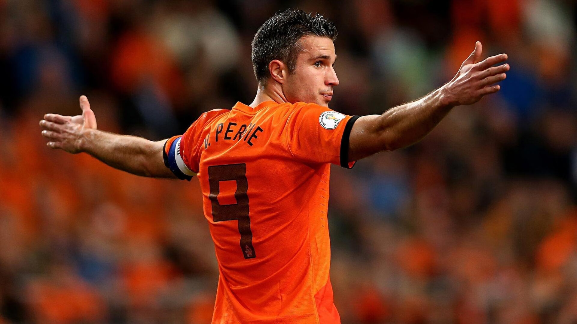 九游在线玩-拜仁慕尼黑豪取胜利，继续领跑德甲积分榜，拜仁慕尼黑德国杯